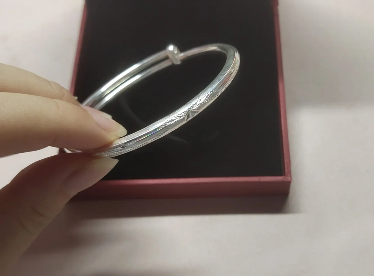 利川高价回收银手镯微信(高价回收废品名片大全)